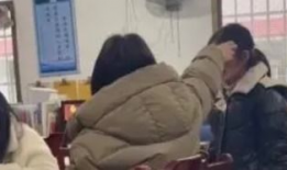 老师打学生视频,老师殴打学生，引发社会关注与反思